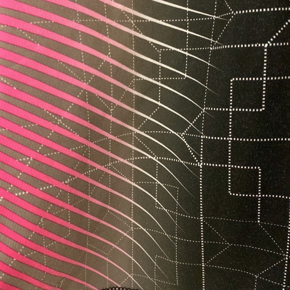 Nike dry fit size s long sleeve - Picture 2 of 3